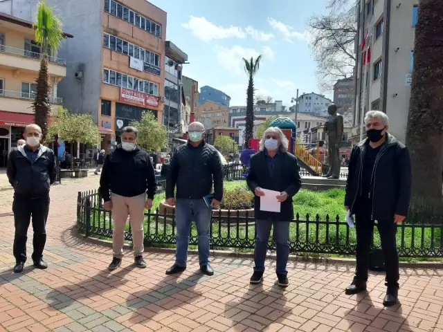 Vatandaşlar belediyeden paralarının iade edilmesini istiyor Vatandaşlar belediyeden paralarının iade edilmesini istiyor