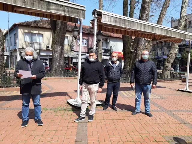 Vatandaşlar belediyeden paralarının iade edilmesini istiyor Vatandaşlar belediyeden paralarının iade edilmesini istiyor