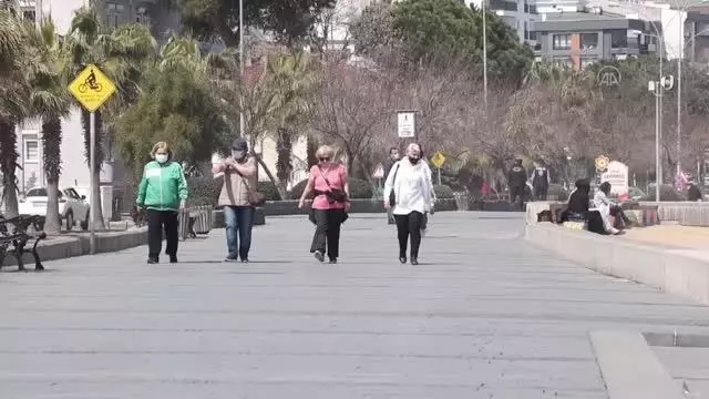 Vatandaşlar güneşli havanın tadını çıkardı Vatandaşlar güneşli havanın tadını çıkardı