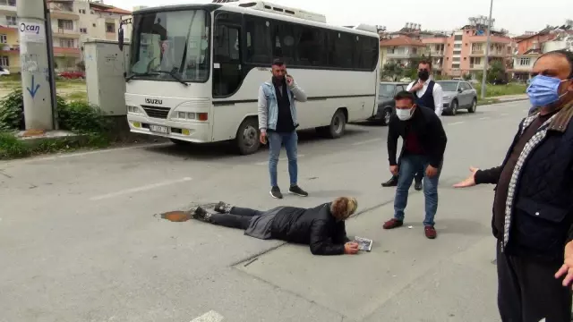 Son dakika haberleri | Otomobili görüp frene basan kadın hastanelik oldu, kaza anı kameraya böyle yansıdı Son dakika haberleri | Otomobili görüp frene basan kadın hastanelik oldu, kaza anı kameraya böyle yansıdı