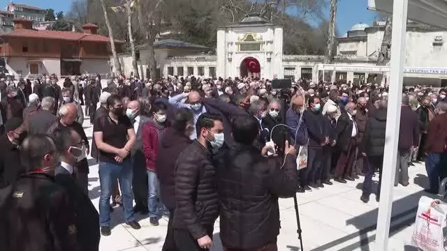 Yeni Asya Gazetesi İmtiyaz Sahibi Mehmet Kutlular son yolculuğuna uğurlandı Yeni Asya Gazetesi İmtiyaz Sahibi Mehmet Kutlular son yolculuğuna uğurlandı