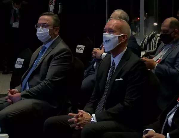 ABD TUR OPERATÖRLERİ BİRLİĞİ BAŞKANI TERRY DALE AMERİKALI TURİSTLER AŞI OLUP TÜRKİYE'YE GELECEK ABD TUR OPERATÖRLERİ BİRLİĞİ BAŞKANI TERRY DALE AMERİKALI TURİSTLER AŞI OLUP TÜRKİYE'YE GELECEK