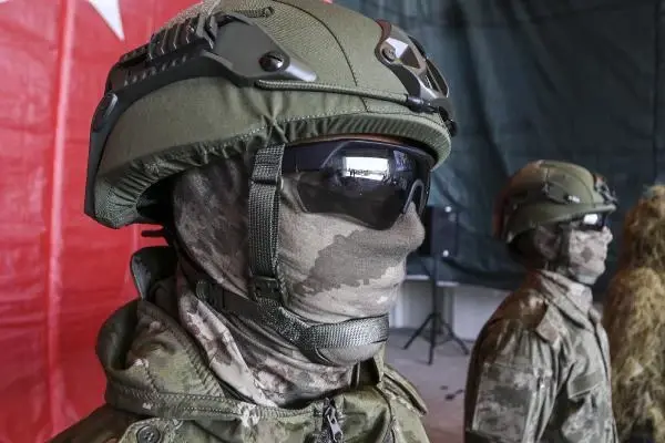 Yerli ve milli teknoloji ile güçlenen Mehmetçiğin yaşam sergisi Yerli ve milli teknoloji ile güçlenen Mehmetçiğin yaşam sergisi