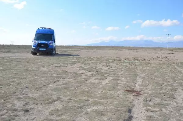 Yolda ölü bulunan Buket'in annesi: Kızıma tuzak kuruldu Yolda ölü bulunan Buket'in annesi: Kızıma tuzak kuruldu
