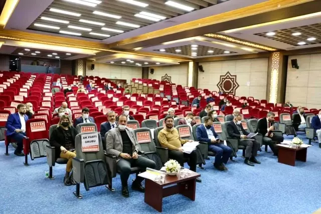 Yunusemre Belediyesinin 2021 faaliyet raporu oy çokluğuyla kabul edildi Yunusemre Belediyesinin 2021 faaliyet raporu oy çokluğuyla kabul edildi