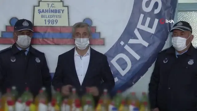 Zabıta tarihi geçmiş 6 bin 287 ürünü imha etti Zabıta tarihi geçmiş 6 bin 287 ürünü imha etti