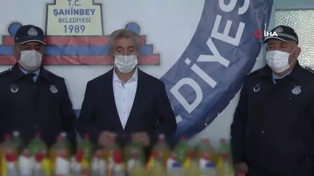 Zabıta tarihi geçmiş 6 bin 287 ürünü imha etti Zabıta tarihi geçmiş 6 bin 287 ürünü imha etti