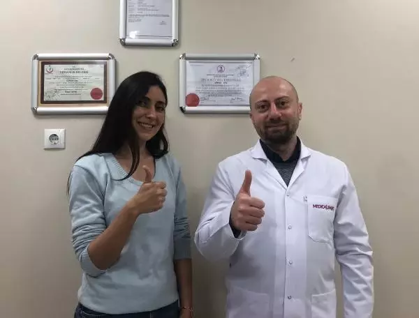 26 YILDIR ÇEKTİĞİ AĞRIDAN KURTULUNCA MUTLULUKTAN AĞLADI 26 YILDIR ÇEKTİĞİ AĞRIDAN KURTULUNCA MUTLULUKTAN AĞLADI