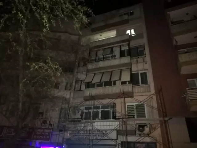 4. katın balkonundan 1. kata indi, atlarken zemine düşüp ağır yaralandı 4. katın balkonundan 1. kata indi, atlarken zemine düşüp ağır yaralandı