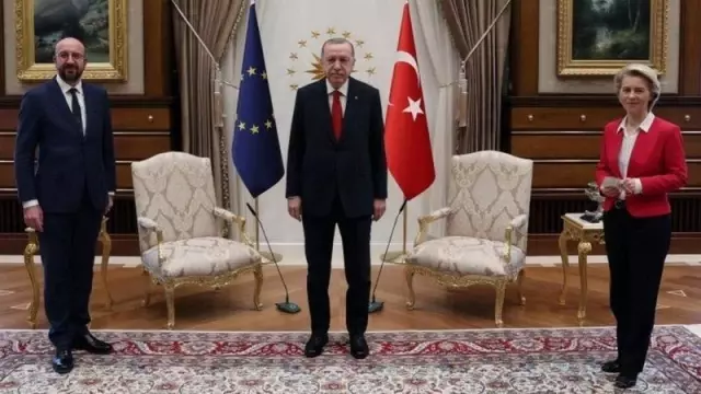 AB Konseyi Başkanı Michel'den 'protokol' eleştirilerine yanıt: Ziyaretimizi gölgeledi, üzgünüm AB Konseyi Başkanı Michel'den 'protokol' eleştirilerine yanıt: Ziyaretimizi gölgeledi, üzgünüm