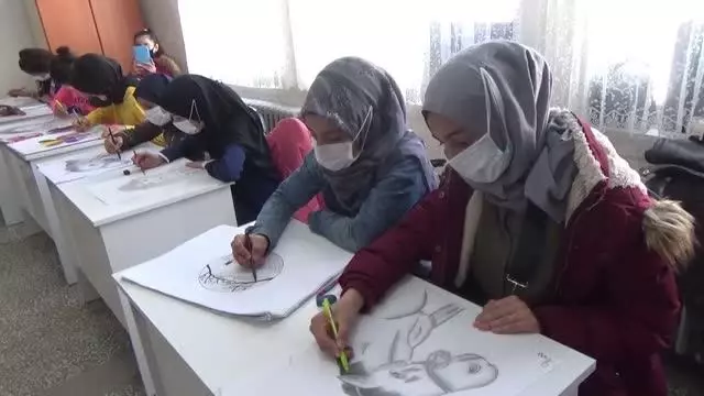 ADEM'e dönüştürülen atıl durumdaki bina kadınların uğrak yeri oldu ADEM'e dönüştürülen atıl durumdaki bina kadınların uğrak yeri oldu