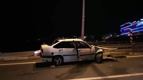 Adıyaman'da, takla atan otomobildeki 4 kişi yaralandı Adıyaman'da, takla atan otomobildeki 4 kişi yaralandı