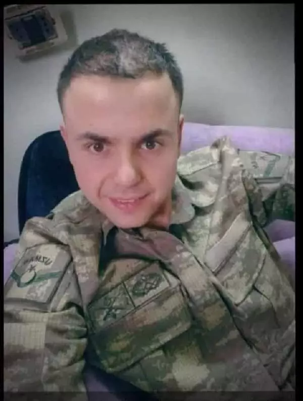 GAZİANTEP - Şehit Uzman Çavuş Gökhan Çakır için tören düzenlendi GAZİANTEP - Şehit Uzman Çavuş Gökhan Çakır için tören düzenlendi