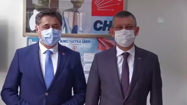 AFYONKARAHİSAR - CHP Grup Başkanvekili Özel, Afyonkarahisar'da açıklamalarda bulundu AFYONKARAHİSAR - CHP Grup Başkanvekili Özel, Afyonkarahisar'da açıklamalarda bulundu