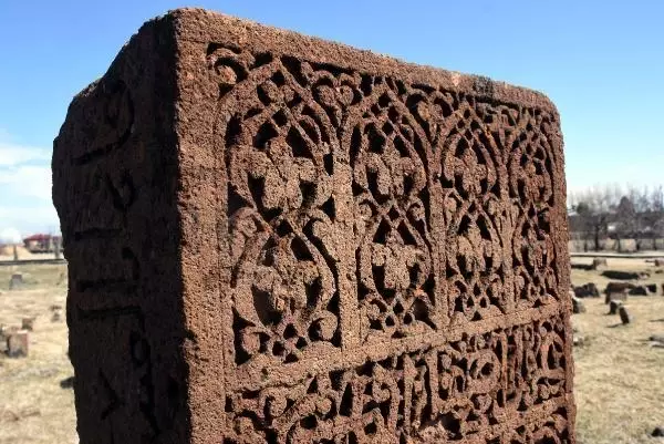 AHLAT'IN ANIT MEZARLARI, DÜNYAYA TANITILACAK AHLAT'IN ANIT MEZARLARI, DÜNYAYA TANITILACAK