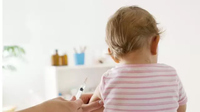 AİHM, Çekya'nın çocukluk dönemi aşılarını zorunlu kılma kararını destekledi AİHM, Çekya'nın çocukluk dönemi aşılarını zorunlu kılma kararını destekledi