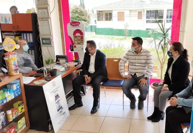 AK Parti Edremit İlçe Başkanı Ekrem Umutlu; 'Altınoluk, Edremit'in gözbebeğidir' AK Parti Edremit İlçe Başkanı Ekrem Umutlu; 'Altınoluk, Edremit'in gözbebeğidir'