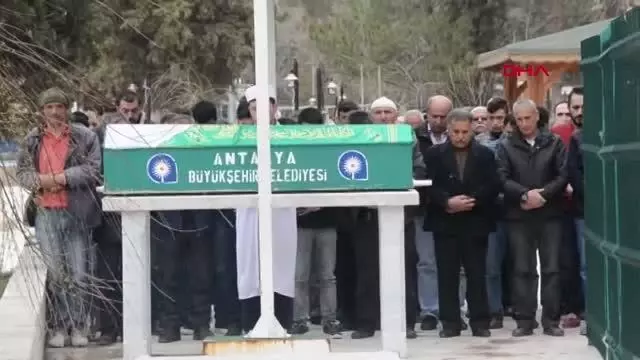 Son dakika haberleri | ANTALYA DİLARA KANDAK DAVASINDA AĞIRLAŞTIRILMIŞ MÜEBBET VERİLEN ESKİ EŞE İSTİNAFTAN 'BERAAT' KARARI ---ARŞİV Son dakika haberleri | ANTALYA DİLARA KANDAK DAVASINDA AĞIRLAŞTIRILMIŞ MÜEBBET VERİLEN ESKİ EŞE İSTİNAFTAN 'BERAAT' KARARI ---ARŞİV