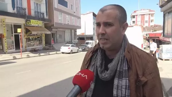 İstanbul'da hırsızlık yaparken yakalanan iki kadın kıyafetlerini çıkarıp sokağın ortasına tuvaletini yaptı İstanbul'da hırsızlık yaparken yakalanan iki kadın kıyafetlerini çıkarıp sokağın ortasına tuvaletini yaptı