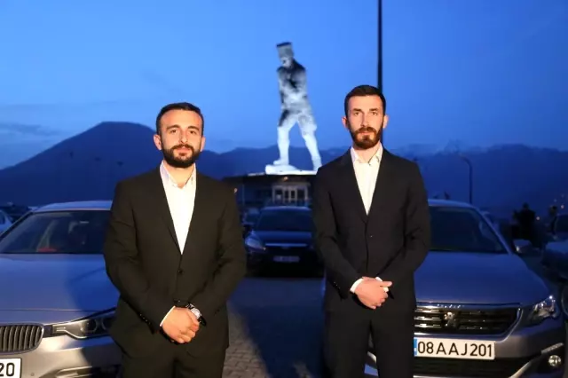 Artvin'de arabalı açık hava sineması Artvin'de arabalı açık hava sineması