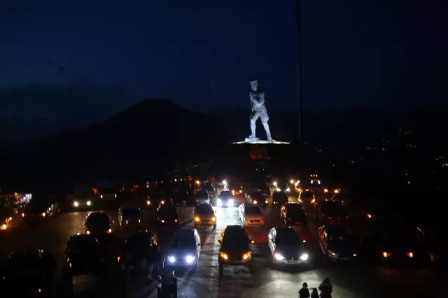 Artvin'de arabalı açık hava sineması Artvin'de arabalı açık hava sineması