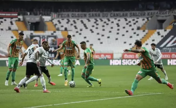 Aytemiz Alanyaspor'un üzerinde kara bulutlar dolaşıyor Aytemiz Alanyaspor'un üzerinde kara bulutlar dolaşıyor