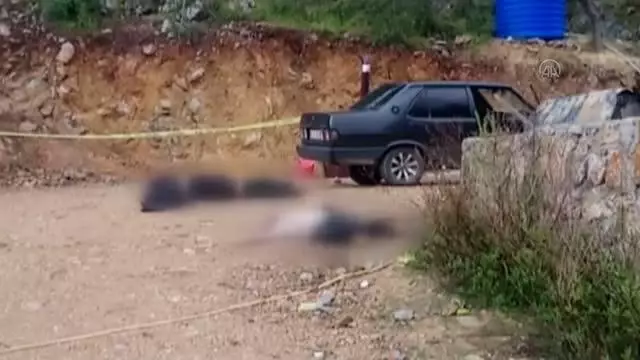 Baba ve oğlu silahla öldürülmüş halde bulundu Baba ve oğlu silahla öldürülmüş halde bulundu