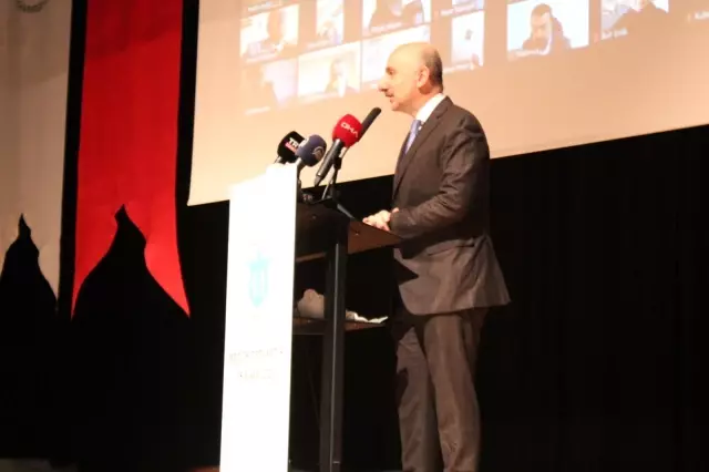 Son dakika haberi... Bakan Adil Karaismailoğlu: 'Dünyada büyüyen ticaret hacmi ve gelişen ticaret yolları dikkate alındığında Kanal İstanbul'un önemi ve aciliyeti... Son dakika haberi... Bakan Adil Karaismailoğlu: 'Dünyada büyüyen ticaret hacmi ve gelişen ticaret yolları dikkate alındığında Kanal İstanbul'un önemi ve aciliyeti...