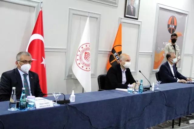 Bakan Karaismailoğlu: '2023 yılında kendi uydumuzu kendimiz yapmış olacağız' Bakan Karaismailoğlu: '2023 yılında kendi uydumuzu kendimiz yapmış olacağız'