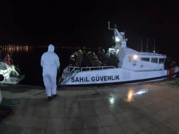 Balıkesir'de 68 kaçak göçmen kurtarıldı Balıkesir'de 68 kaçak göçmen kurtarıldı