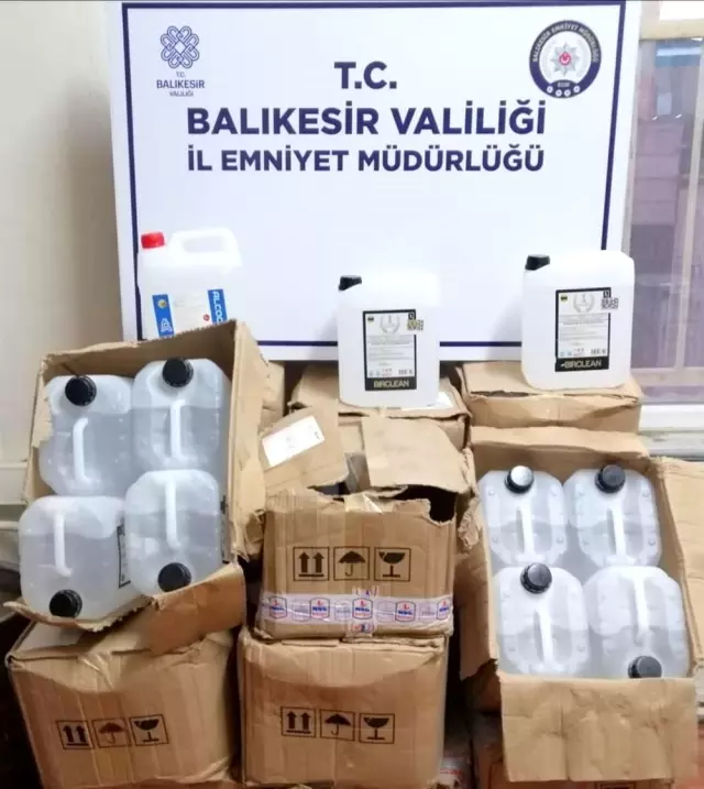 Son Dakika | Bandırma'da etil alkol ele geçirildi Son Dakika | Bandırma'da etil alkol ele geçirildi