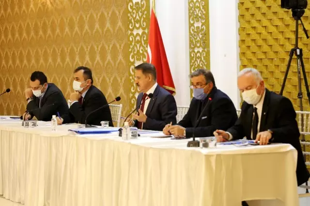 Başkan Deveci: 'Tasarruf yapılacaksa, herkes tasarruf yapacak' Başkan Deveci: 'Tasarruf yapılacaksa, herkes tasarruf yapacak'