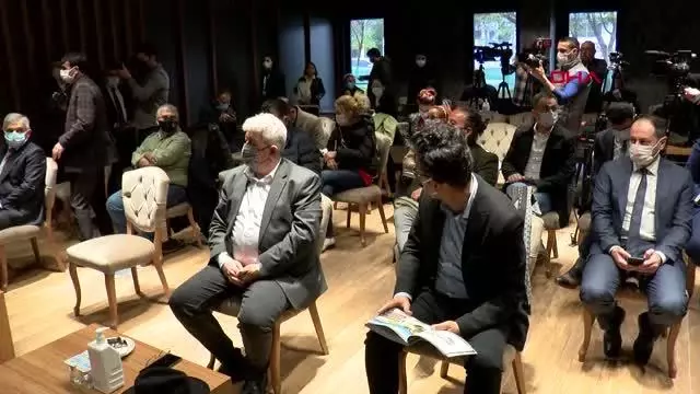BAŞKAN SÖĞÜT: KÖRFEZ BELEDİYESİ BORCUNU ÖDEDİ BAŞKAN SÖĞÜT: KÖRFEZ BELEDİYESİ BORCUNU ÖDEDİ