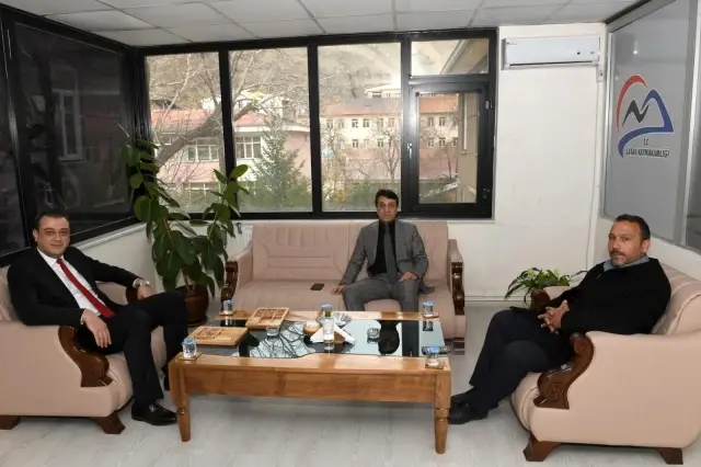 Çatak Belediye Başkanı Şeylan'dan kurum ziyaretleri Çatak Belediye Başkanı Şeylan'dan kurum ziyaretleri