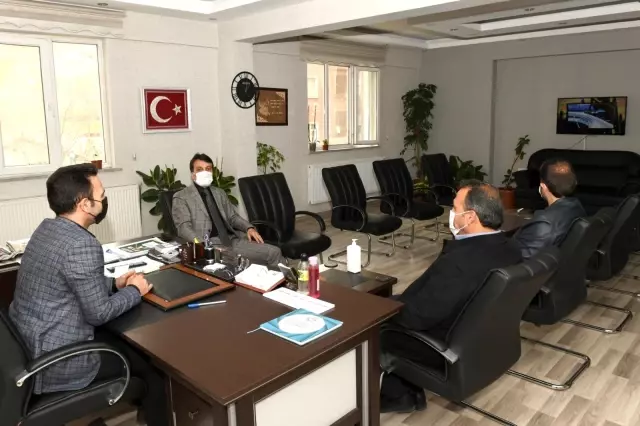 Çatak Belediye Başkanı Şeylan'dan kurum ziyaretleri Çatak Belediye Başkanı Şeylan'dan kurum ziyaretleri