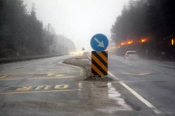 Bolu Dağı'nda kar yağışı Bolu Dağı'nda kar yağışı