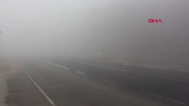 Bolu Dağı'nda sis etkili oldu Bolu Dağı'nda sis etkili oldu