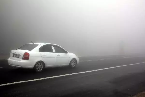 Bolu Dağı'nda sis etkili oldu Bolu Dağı'nda sis etkili oldu