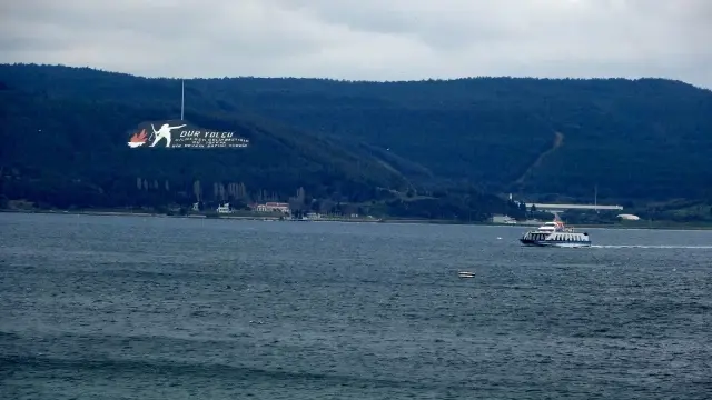 Bozcaada'ya feribot seferleri iptal edildi Bozcaada'ya feribot seferleri iptal edildi