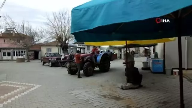 Son dakika sağlık: Burhaniye'de kırsal Börezli Mahallesi karantinaya alındı Son dakika sağlık: Burhaniye'de kırsal Börezli Mahallesi karantinaya alındı