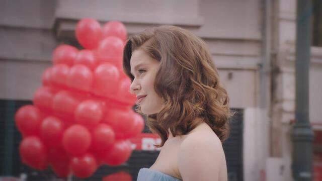 Camdaki Kız ne zaman, saat kaçta? Camdaki Kız dizisi konusu nedir? Camdaki Kız oyuncuları kimler?