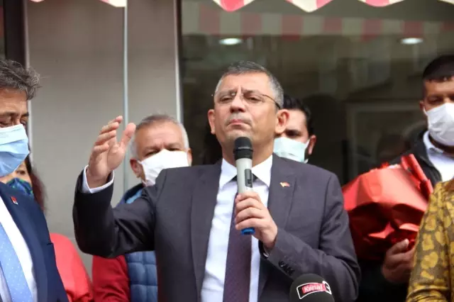 CHP Grup Başkanvekili Özel'den emekli amirallerin bildirisine ilişkin açıklama CHP Grup Başkanvekili Özel'den emekli amirallerin bildirisine ilişkin açıklama