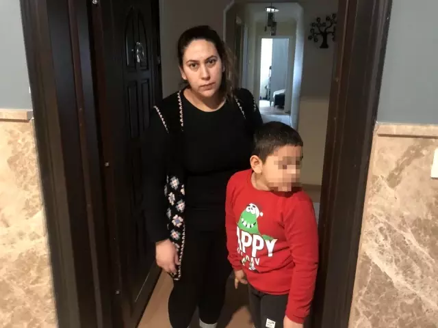 Son dakika haberleri! Çocuğuyla kavga eden komşusunun oğlunu dövdü...O anlar kamerada Son dakika haberleri! Çocuğuyla kavga eden komşusunun oğlunu dövdü...O anlar kamerada