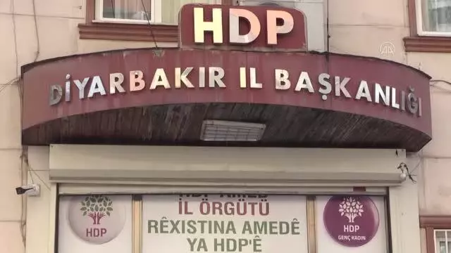 Son dakika haber: Diyarbakır anneleri evlat nöbetini kararlılıkla sürdürüyor Son dakika haber: Diyarbakır anneleri evlat nöbetini kararlılıkla sürdürüyor
