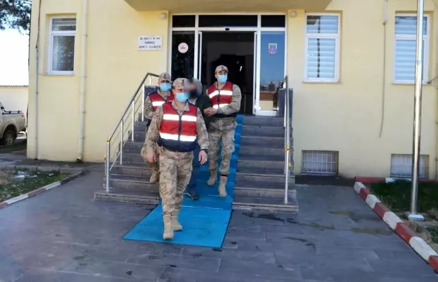 Diyarbakır'da 13 yıldır firari olan cinayet zanlısı yakalandı Diyarbakır'da 13 yıldır firari olan cinayet zanlısı yakalandı