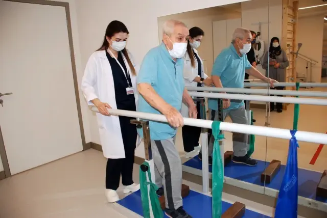 Doktoru çaldı, o söyledi Doktoru çaldı, o söyledi