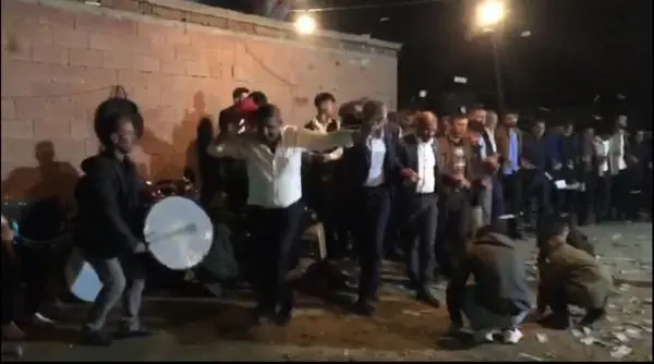 'DÜĞÜNLER ARTARSA CENAZELER DE ARTAR' 'DÜĞÜNLER ARTARSA CENAZELER DE ARTAR'