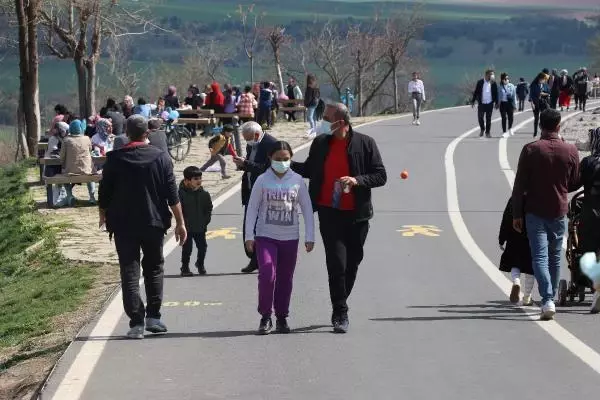 'DÜĞÜNLER ARTARSA CENAZELER DE ARTAR' 'DÜĞÜNLER ARTARSA CENAZELER DE ARTAR'