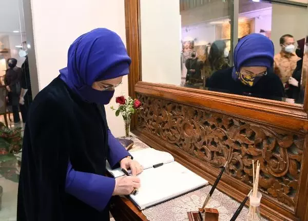 Emine Erdoğan, Endonezya'nın tanıtımı programına katıldı Emine Erdoğan, Endonezya'nın tanıtımı programına katıldı