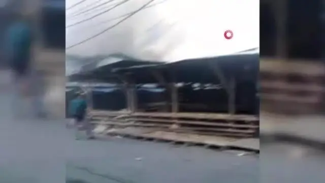 Son dakika haberleri | - Endonezya'da hayvan pazarında yangın çıktı Son dakika haberleri | - Endonezya'da hayvan pazarında yangın çıktı